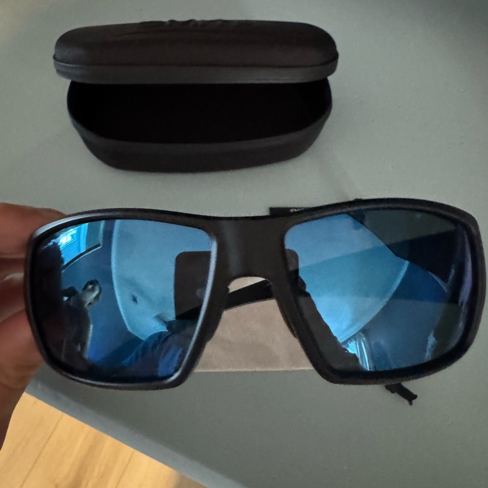 NWT SMITH Guide’s Choice Matte Black/Blue ChromaPop Polarized Sunglasses Unisex